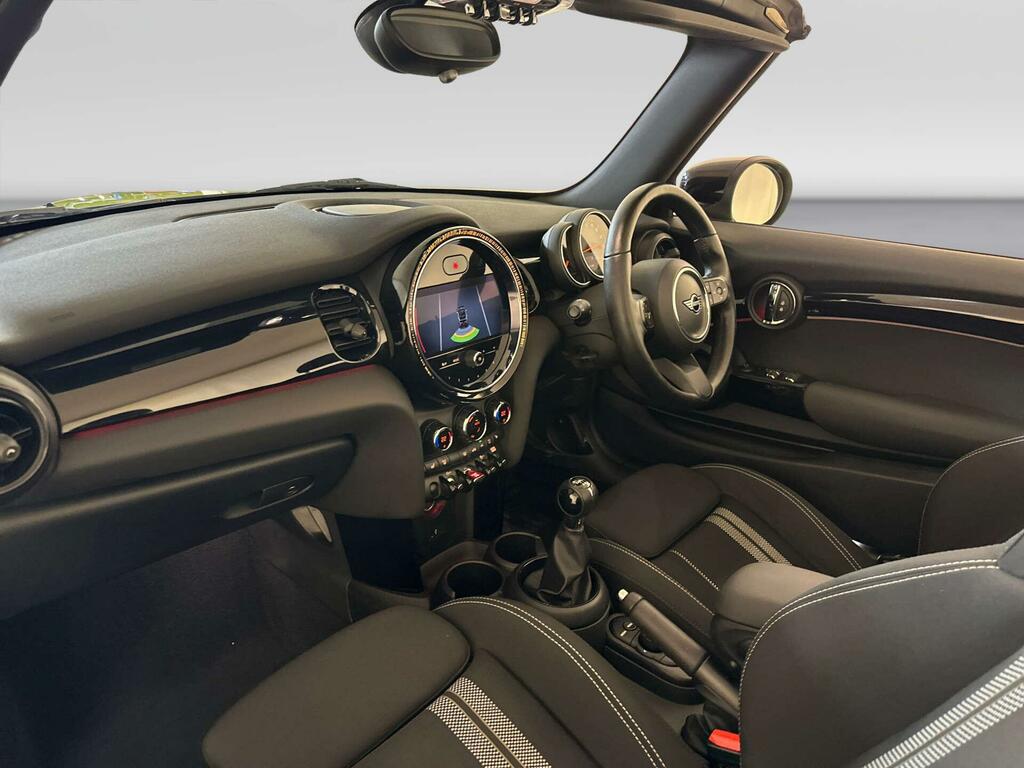 Mini Convertible 2.0 John Cooper Red #10