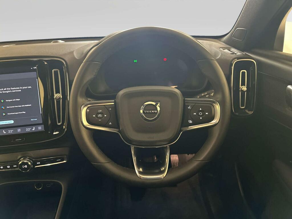 Volvo C40 Plus Silver #15
