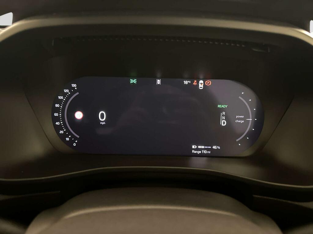 Volvo C40 Plus Silver #17