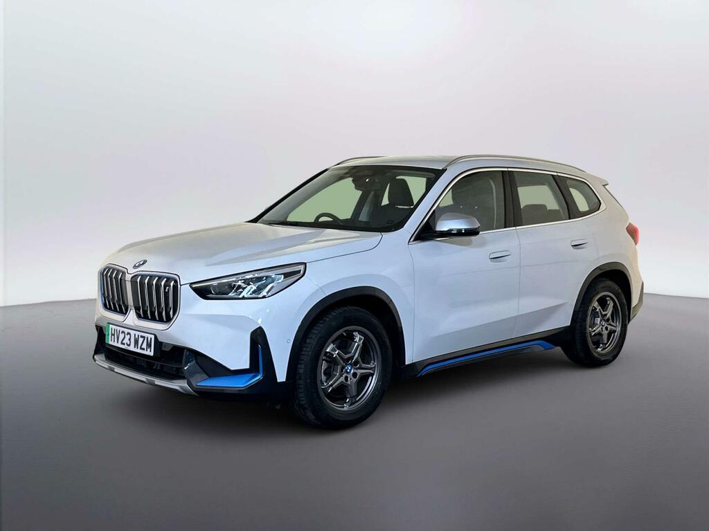 BMW iX1 30 66.5Kwh Xline Suv Xdrive 11K White #4