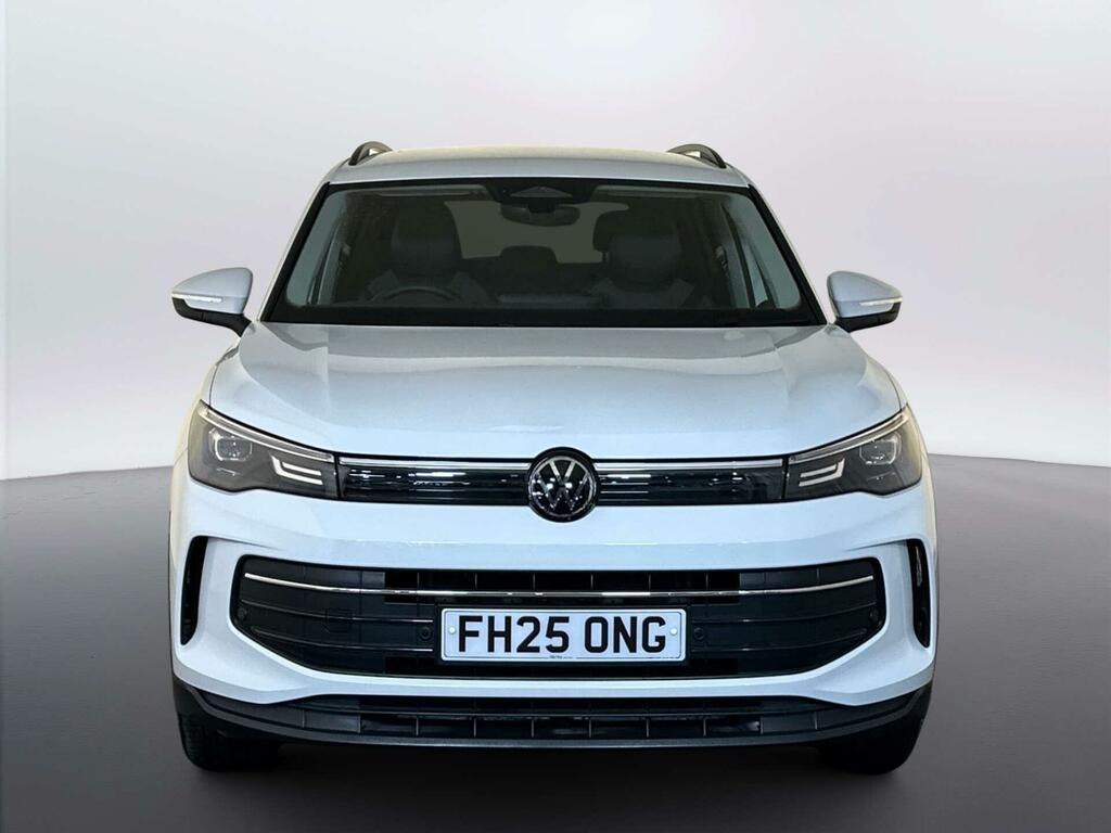 Volkswagen Tiguan 1.5 Etsi Mhev Life Suv Hybrid Dsg Euro White #3