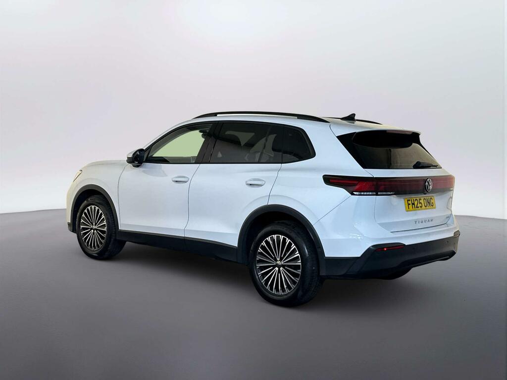Volkswagen Tiguan 1.5 Etsi Mhev Life Suv Hybrid Dsg Euro White #6