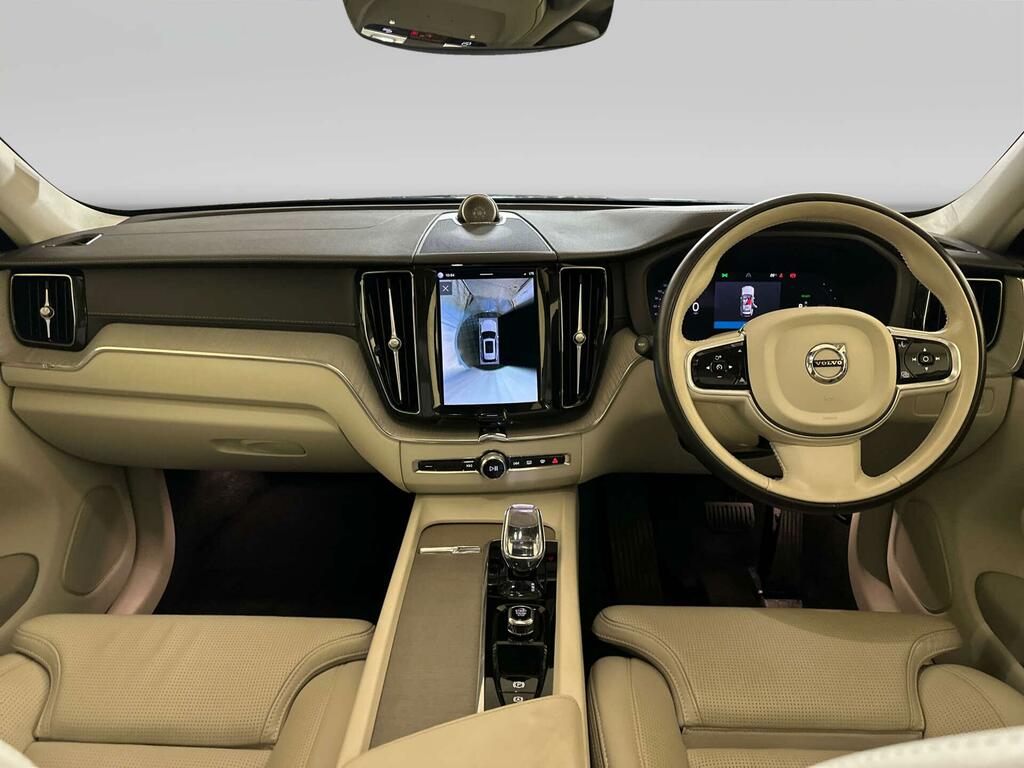 Volvo XC60 2.0H T8 Recharge 18.8Kwh Ultimate Dark Suv Pet Black #2