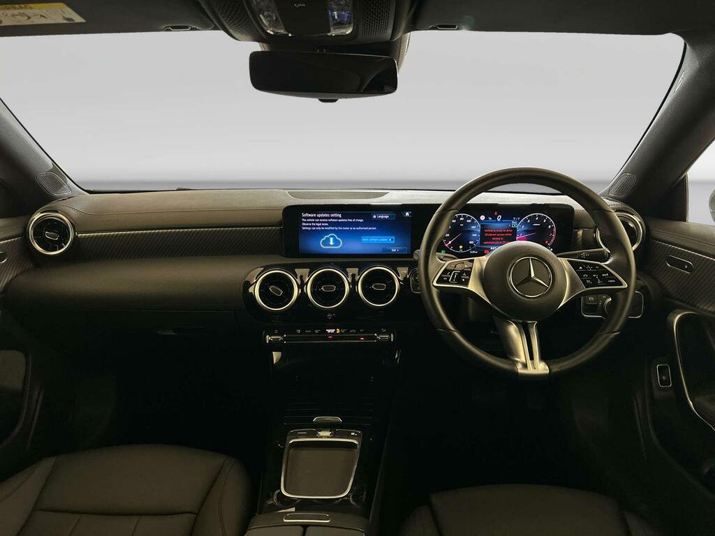 Mercedes-Benz CLA Class 1.3 Cla180h Mhev Sport Executive Shooting Brake Grey #2
