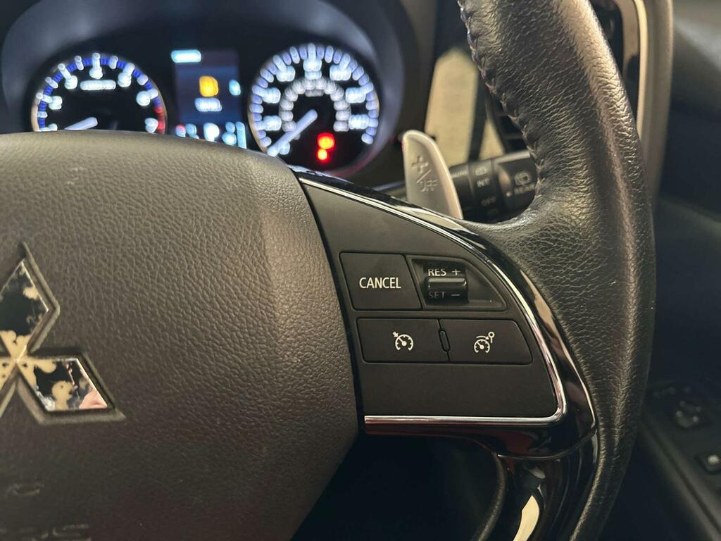 Mitsubishi Outlander Phev Dynamic Grey #19