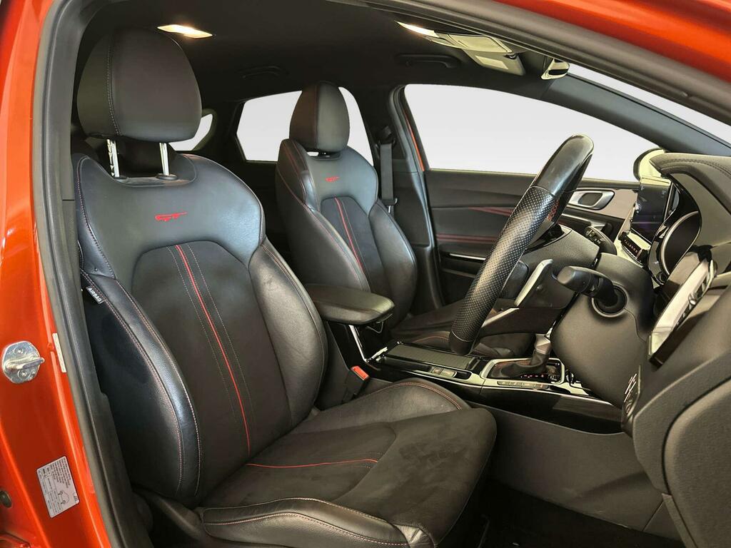 Kia Proceed #10