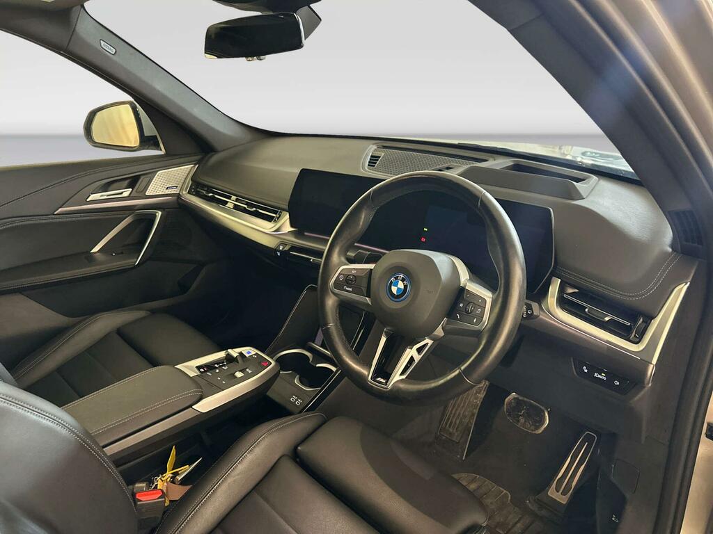 BMW iX1 30 66.5Kwh M Sport Suv Xdrive 1 Silver #2