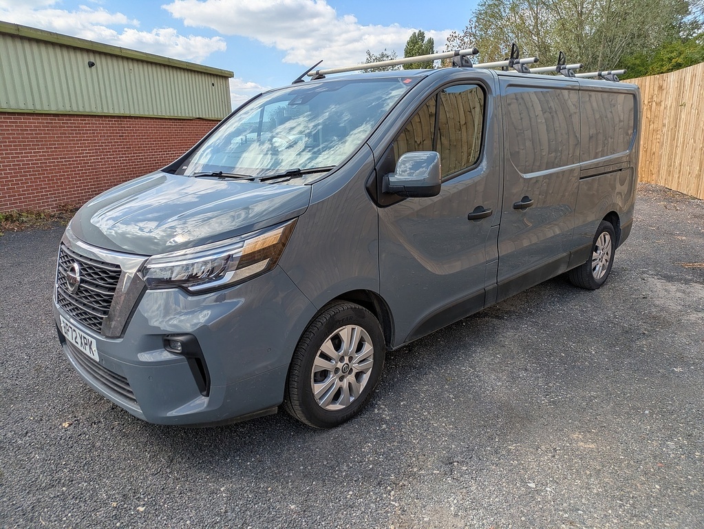 Nissan Primastar Dci 30 Tekna Grey #2