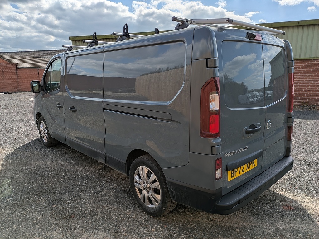 Nissan Primastar Dci 30 Tekna Grey #3