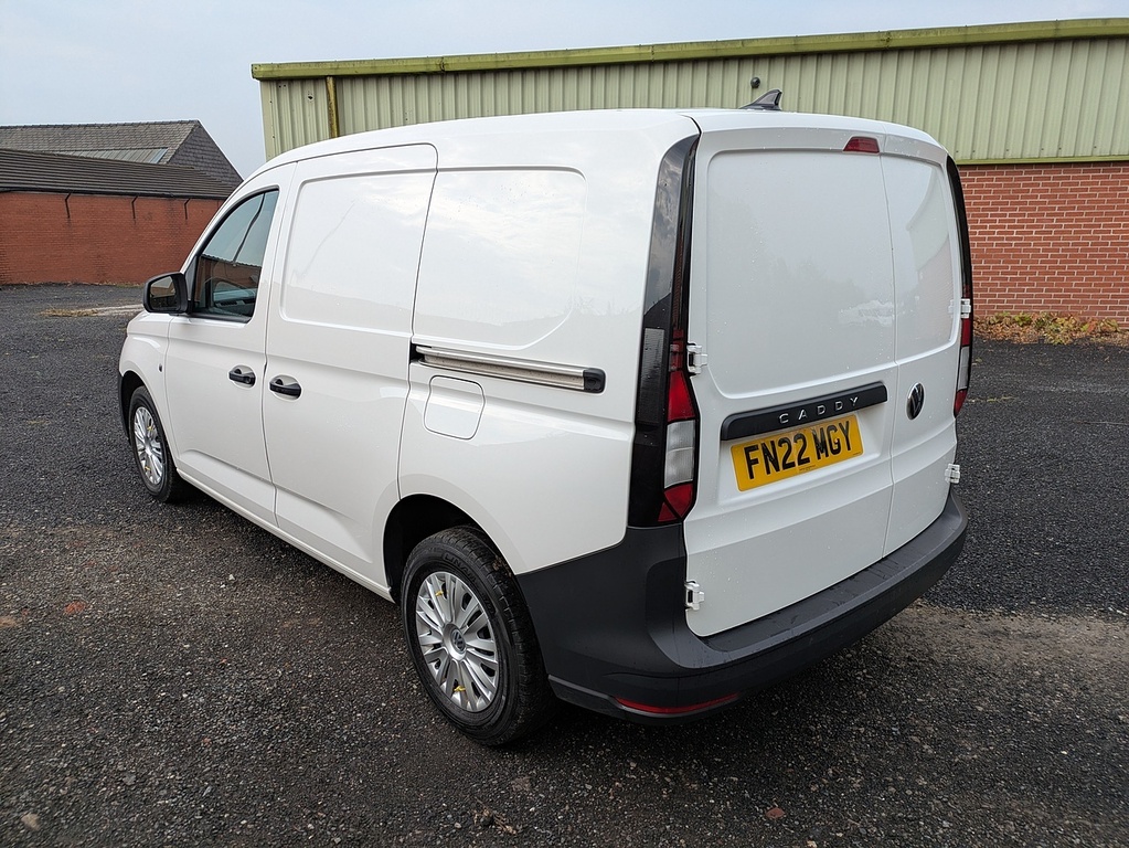 Volkswagen Caddy Tdi C20 Commerce White #4
