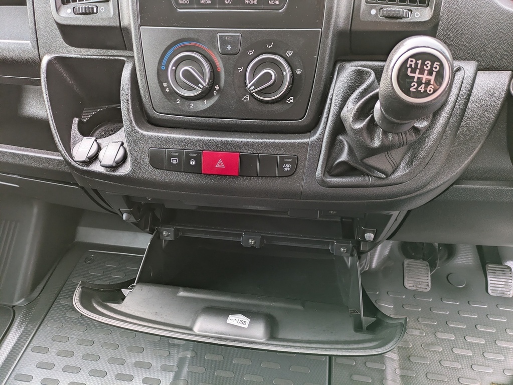 Citroen Relay 2L Enterprise White #16