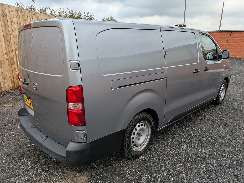 Vauxhall Vivaro 3100 2.0D 145Ps Sportive H1 Van Grey #8