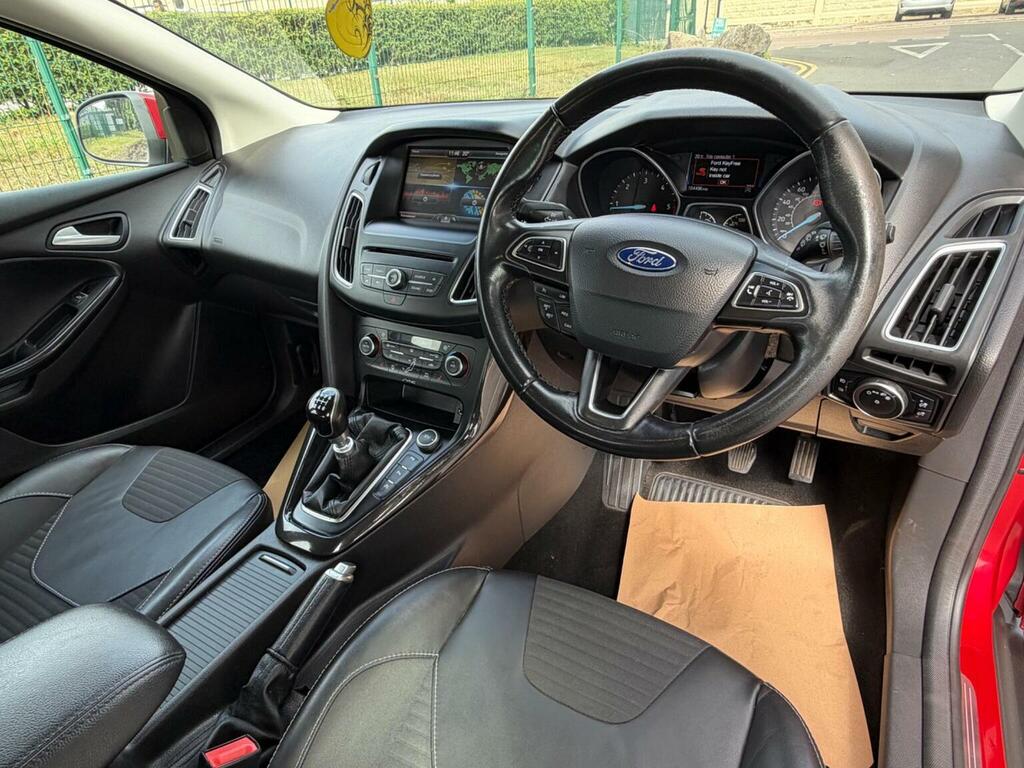Ford Focus 1.5 Tdci Titanium X Euro 6 Ss Red #2