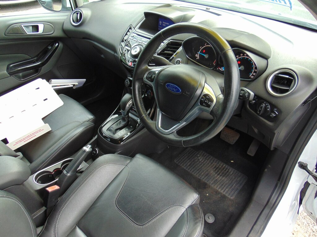 Ford Fiesta 1.0T Ecoboost Titanium Hatchback Powers EF14KEK White #5