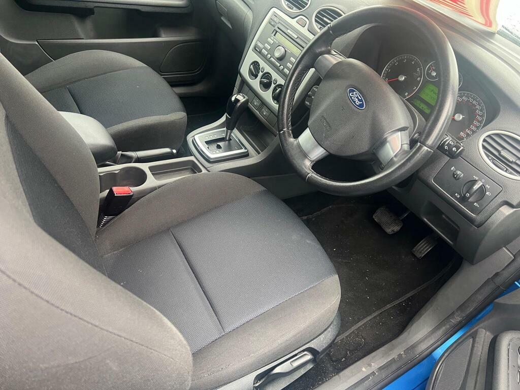 Ford Focus Hatchback  #2