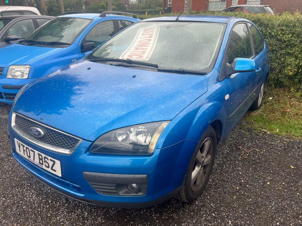 Ford Focus Hatchback  #4