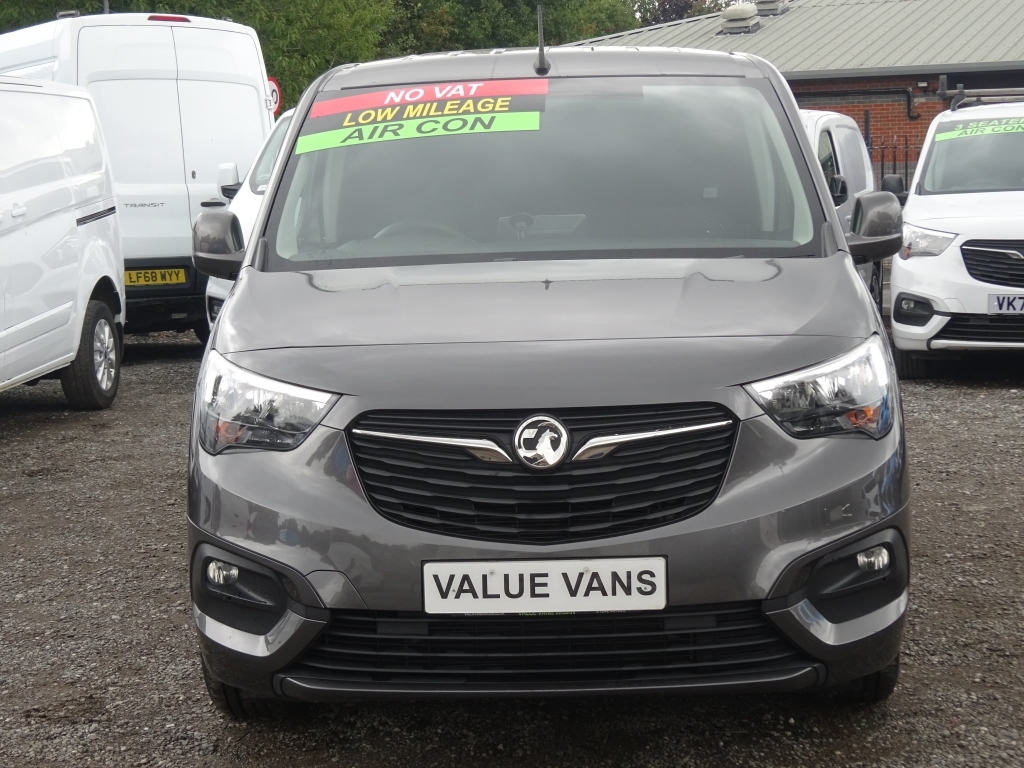 Vauxhall Combo Cargo Sportive L2 Grey #2