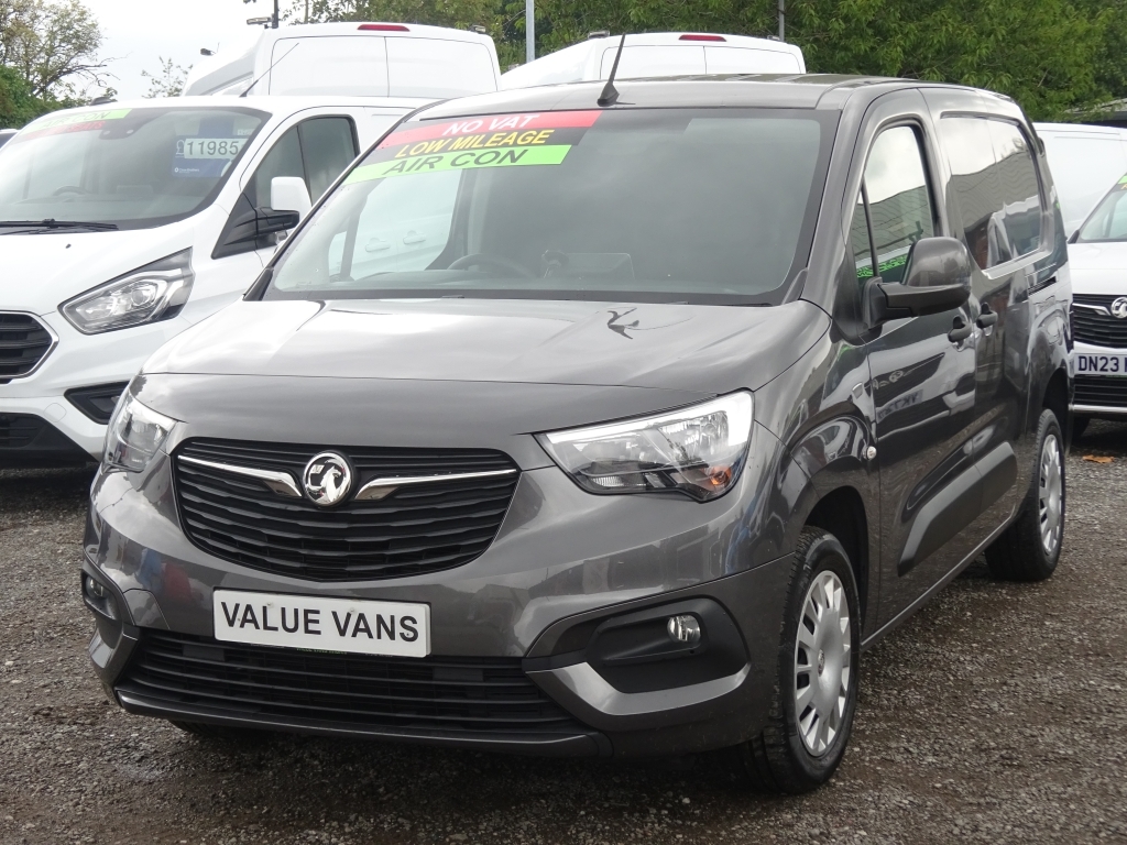 Vauxhall Combo Cargo Sportive L2 Grey #3