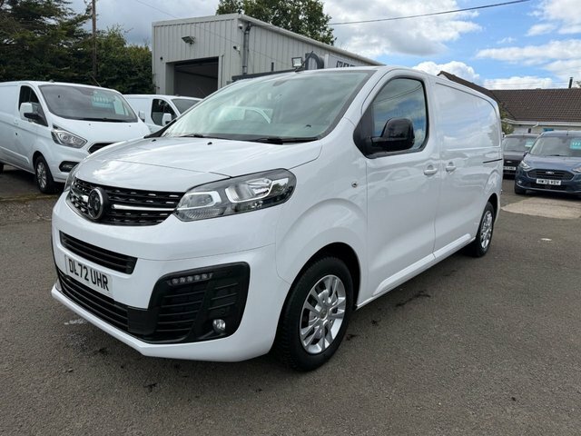 Vauxhall Vivaro Turbo D 2700 Sportive White