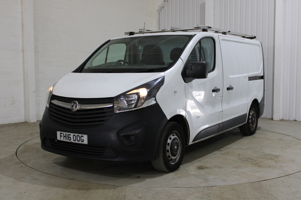 Vauxhall Vivaro Panel Van White #4