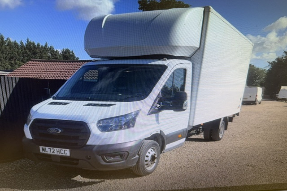 Ford Transit Custom Transit 350 130Ps Drw Luton L4 Tailift ML72HCC