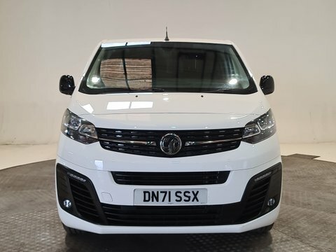 Vauxhall Vivaro 1.5 Turbo D DN71SSX #2