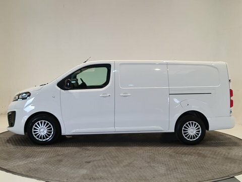 Vauxhall Vivaro 1.5 Turbo D DN71SSX #4
