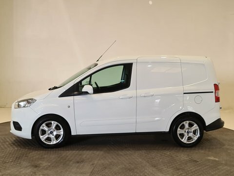 Ford Transit Courier 1.5 Tdci Limited #4