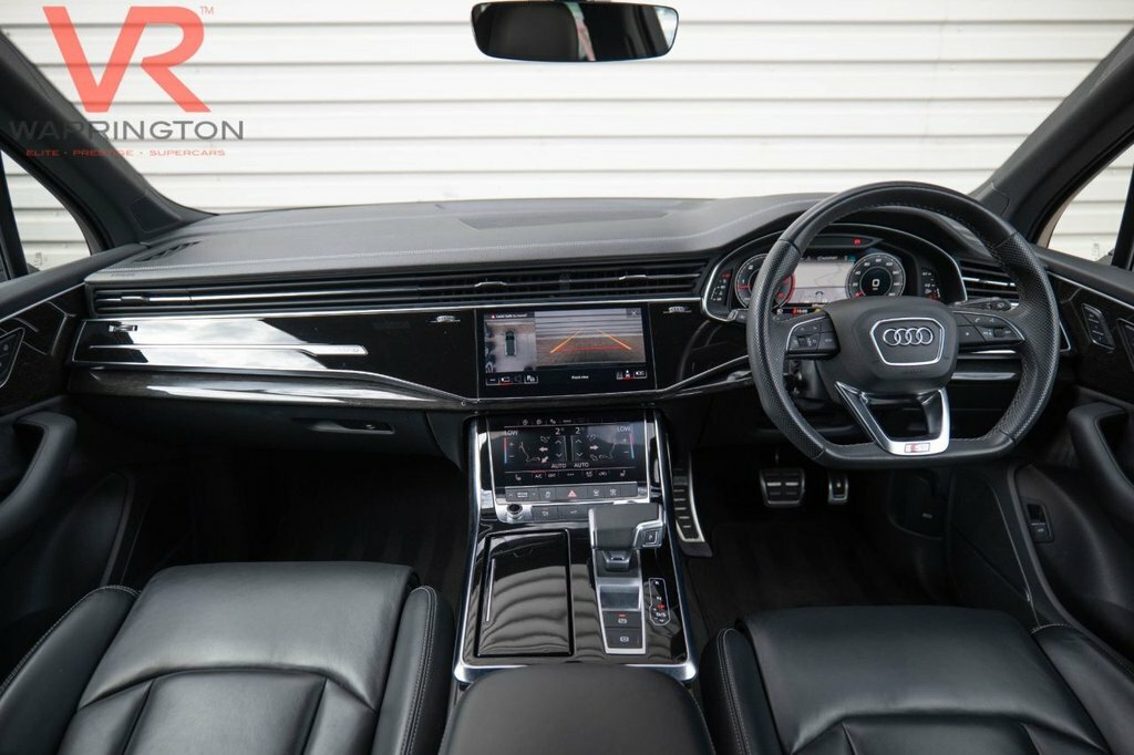 Audi Q7 3L Black Edition YY23XZB Black #2