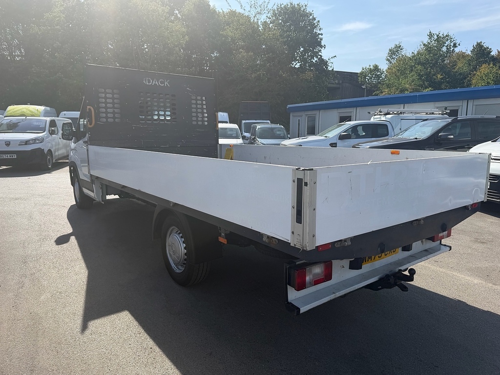 Maxus Deliver 9 D20 WM73CXJ White #5