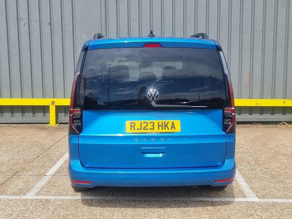 Volkswagen Caddy Maxi Life 2.0 Tdi Life Mpv Dsg Euro 6 Ss 122 Blue #4