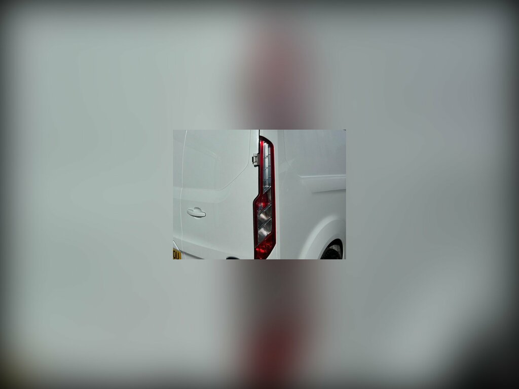 Ford Transit Custom 2.0 300 Ecoblue Limited Panel Van Manua White #5