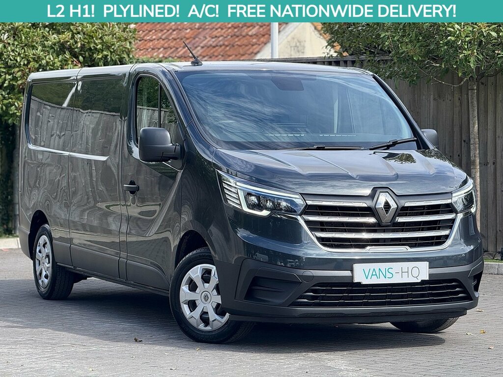 Renault Trafic Mpv DY23EGC Grey
