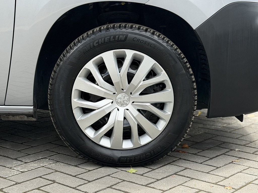 Peugeot Partner Mpv MJ71OPL Grey #4