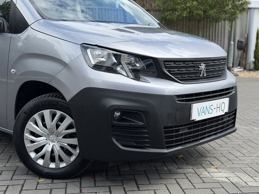 Peugeot Partner Mpv MJ71OPL Grey #2
