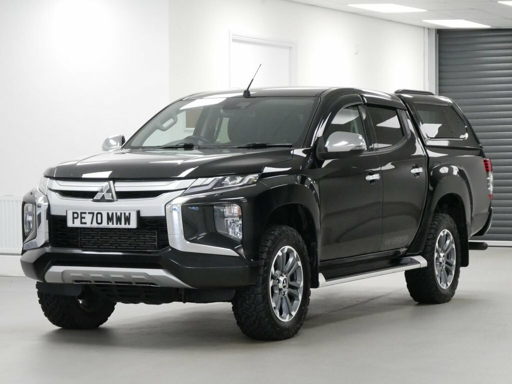 Mitsubishi L200 2.3L 2.2 Di-d Dc Warrior Pickup Double Cab Die Black