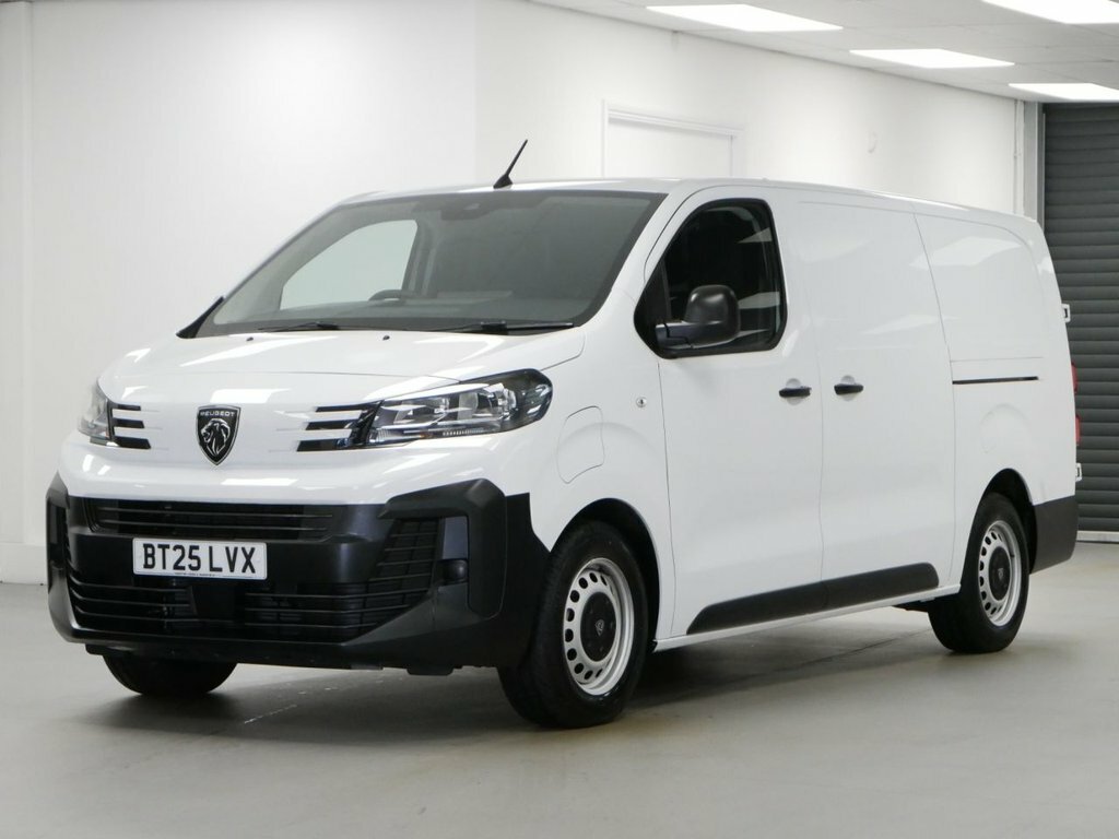 Peugeot E-Expert Mpv White