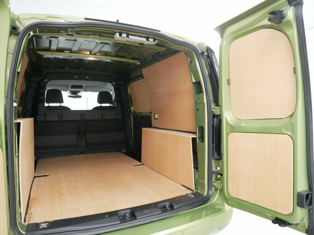 Volkswagen Caddy Maxi 2L Null Black #29