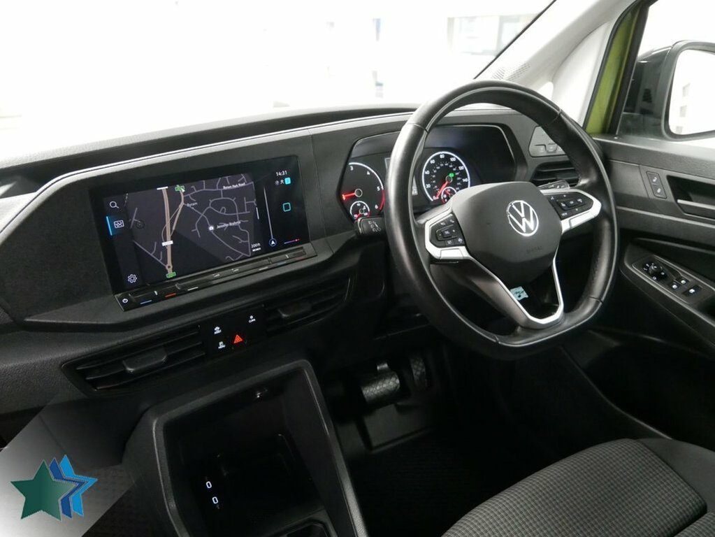 Volkswagen Caddy Maxi 2L 2.0 Tdi C20 Commerce Pro Panel Van 6Dr D MJ23YGG Green #3