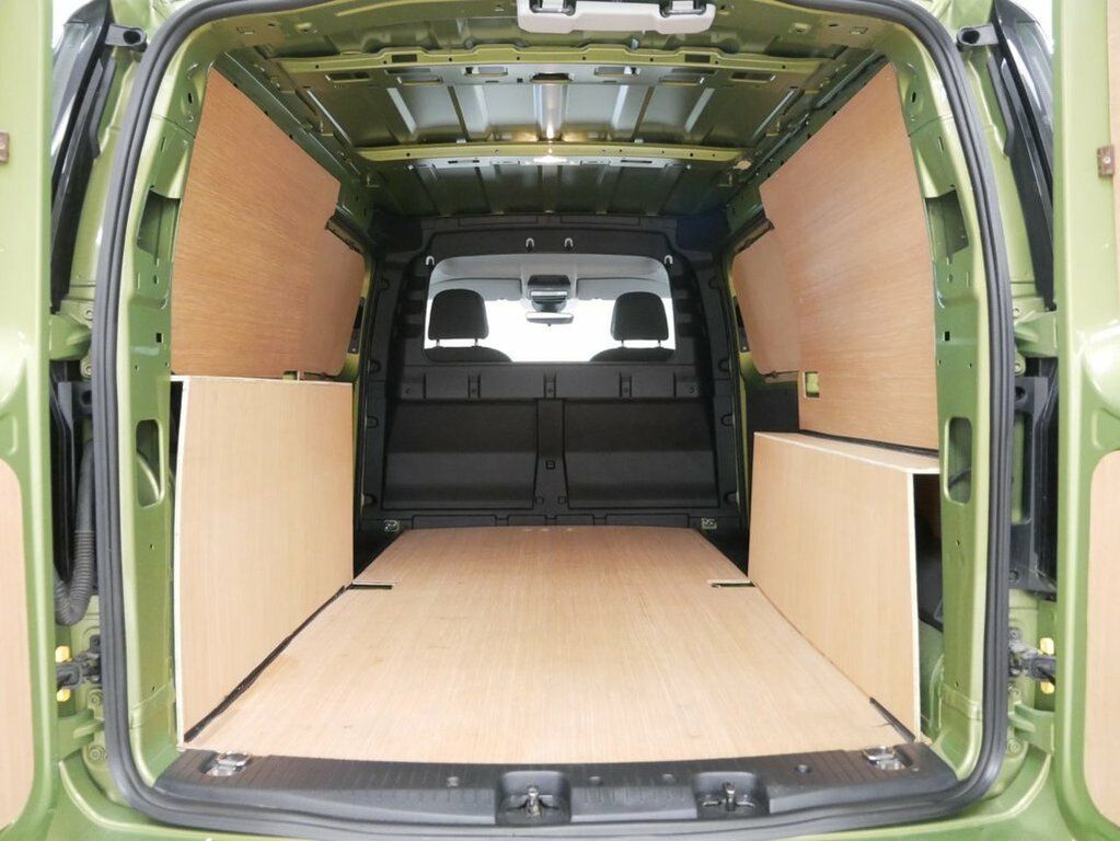 Volkswagen Caddy Maxi 2L Null Black #27