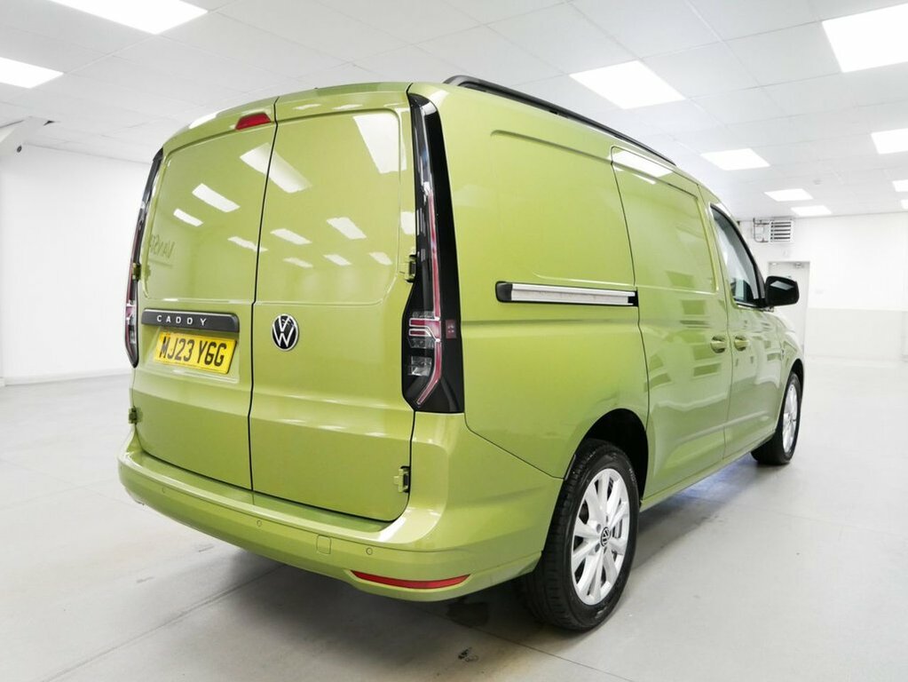 Volkswagen Caddy Maxi 2L Null Black #12