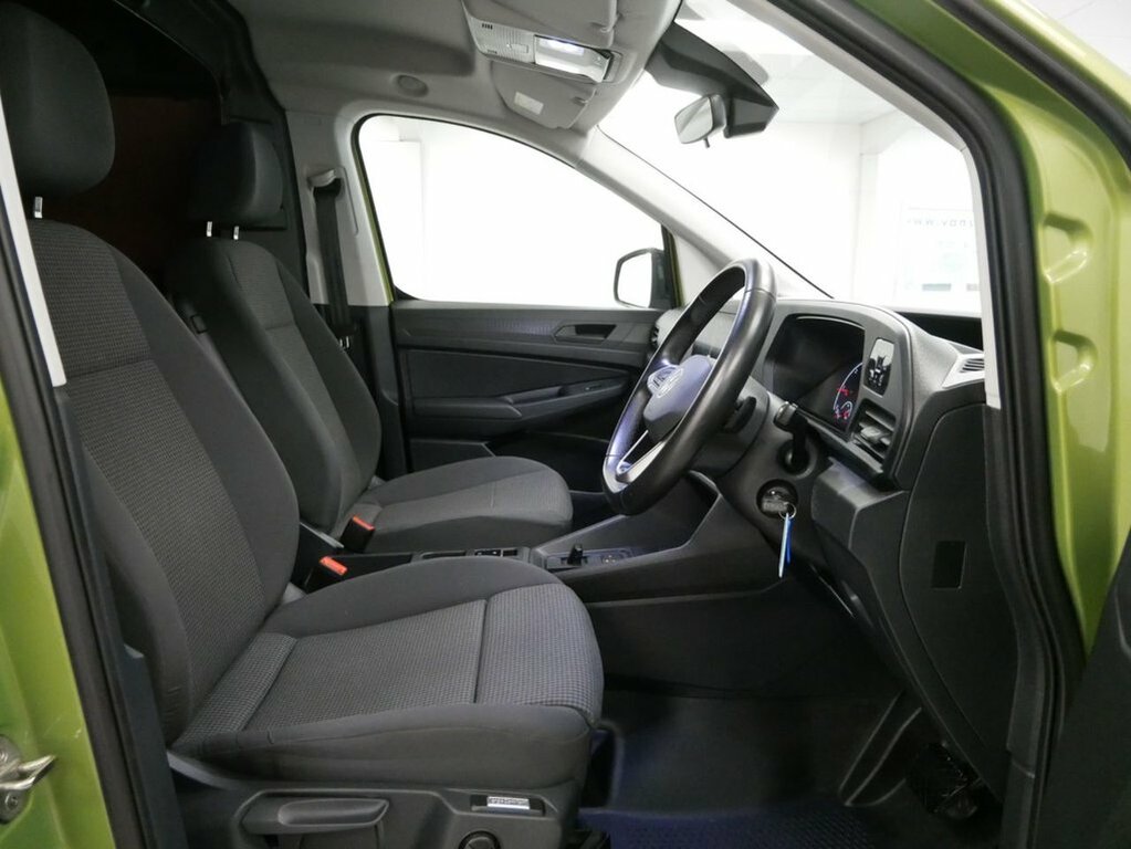 Volkswagen Caddy Maxi 2L Null Black #16