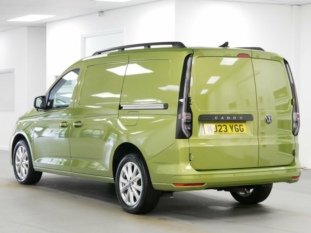 Volkswagen Caddy Maxi 2L Null Black #10
