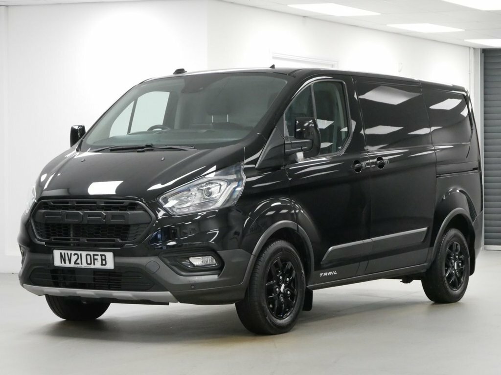 Ford Transit Custom 2L 2.0 300 Ecoblue Trail Panel Van Manu NV21OFB Black