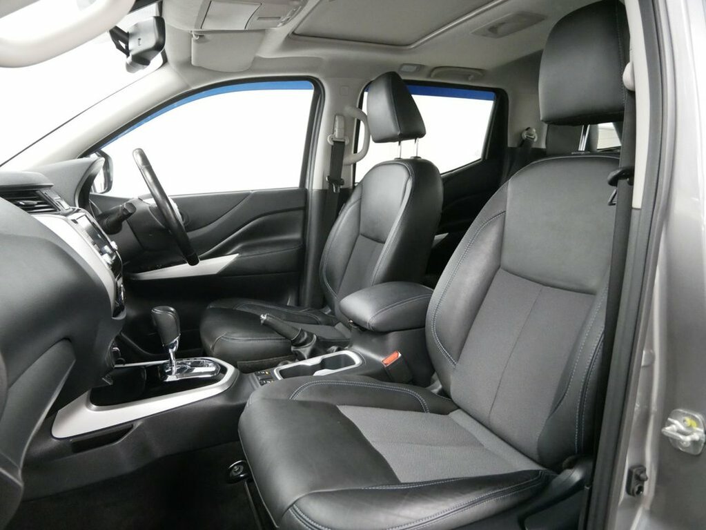 Nissan Navara 2.3L Dci N-guard Pickup Double Cab CA21EGE Grey #4