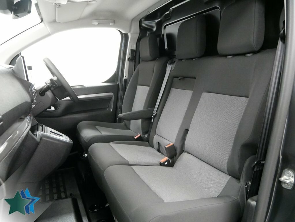 Toyota PROACE 2L 2.0D Sport Medium Panel Van 6Dr Mwb Grey #3