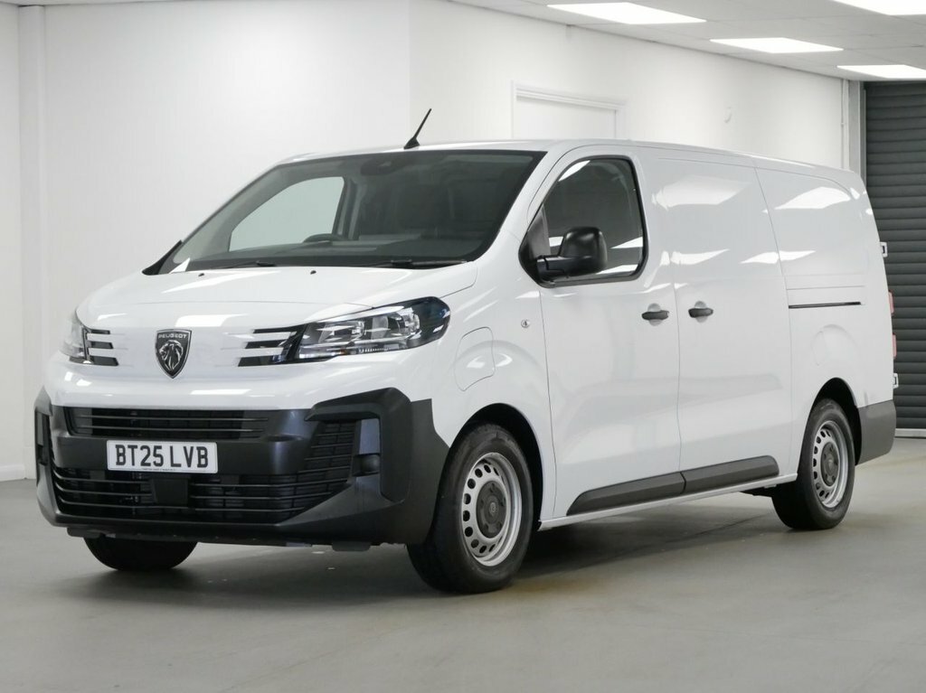Peugeot E-Expert Mpv White