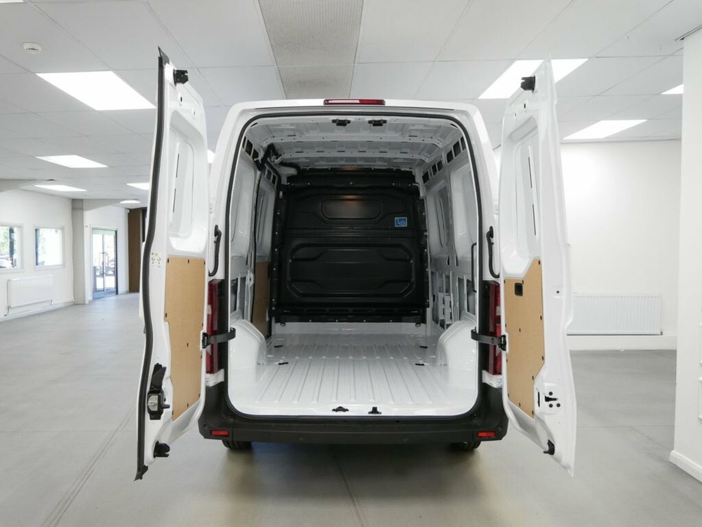Renault Master Mpv White #5