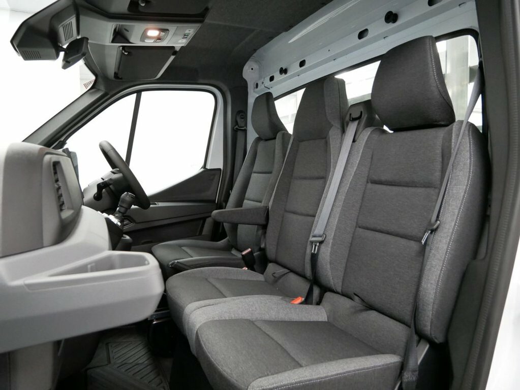 Renault Master Diesel White #4