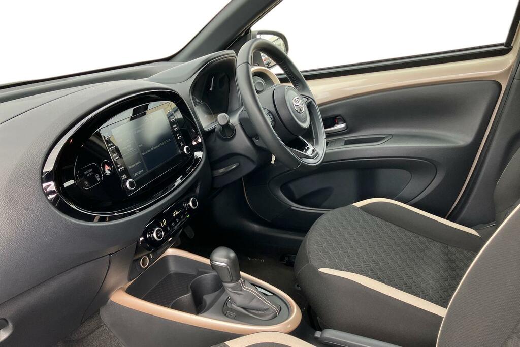 Toyota Aygo X 1.0 Vvt-i Edge X-shift Euro 6 Ss Beige #5